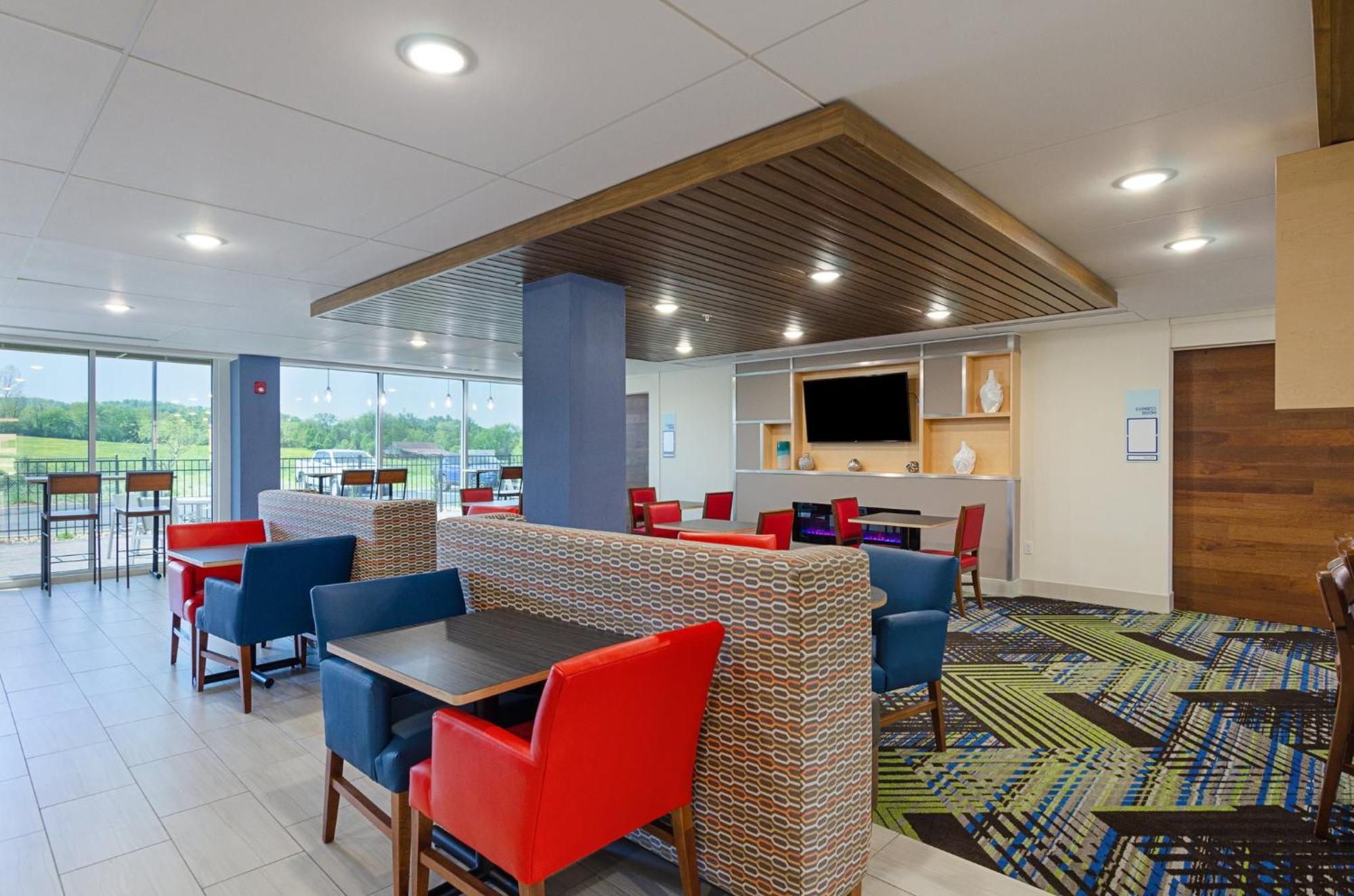 Holiday Inn Express & Suites - Abingdon By Ihg Екстер'єр фото