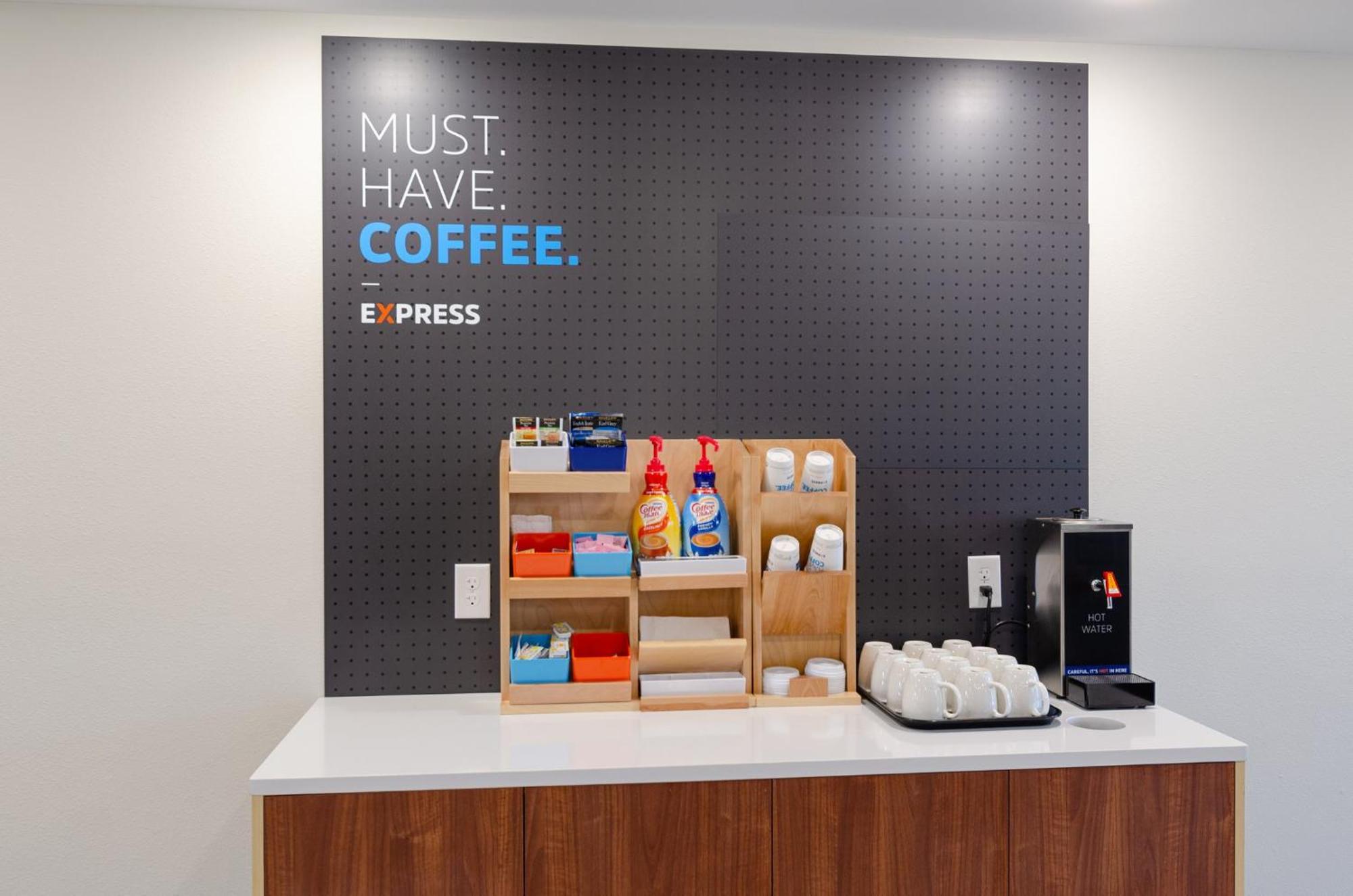 Holiday Inn Express & Suites - Abingdon By Ihg Екстер'єр фото
