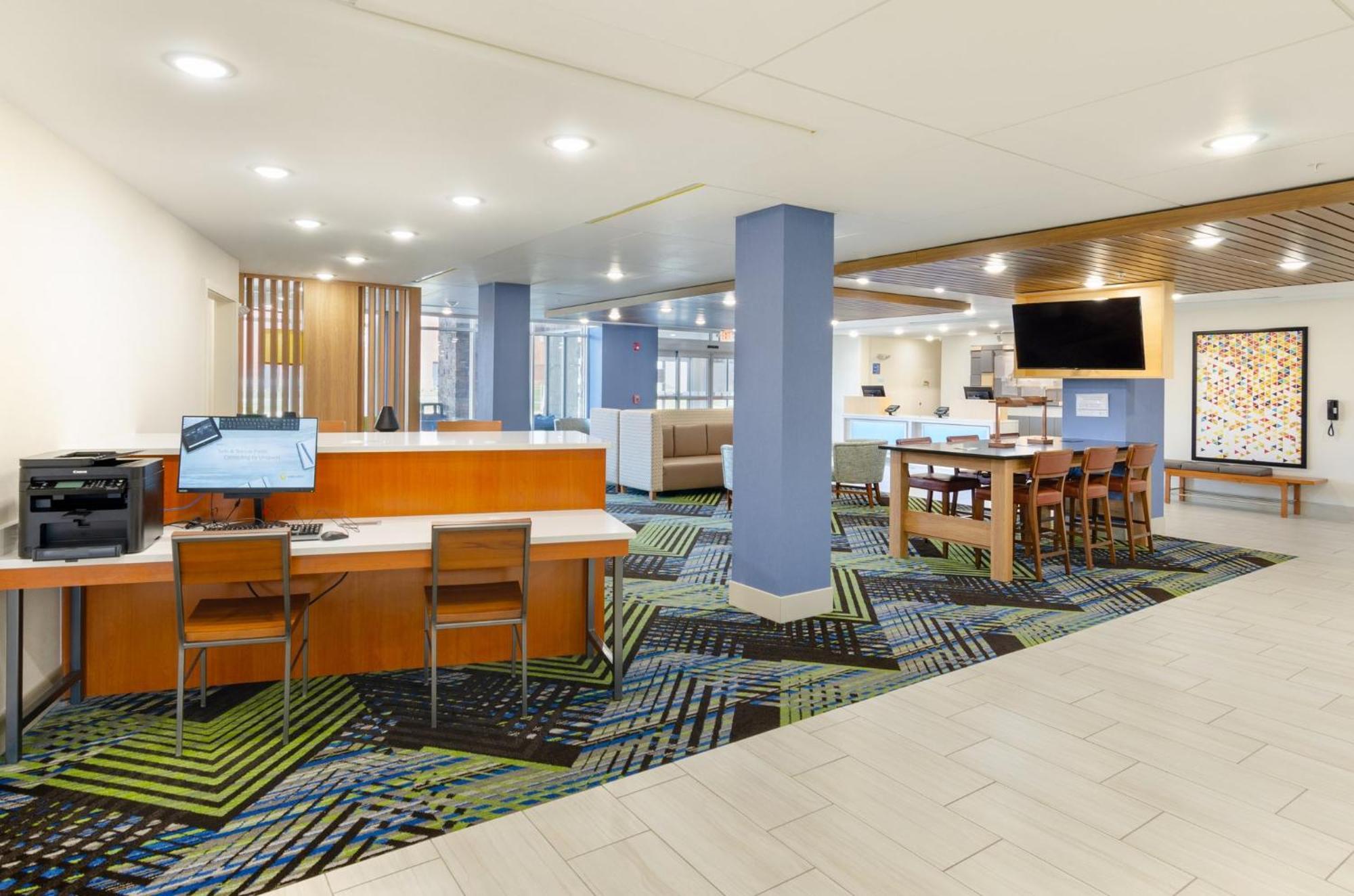 Holiday Inn Express & Suites - Abingdon By Ihg Екстер'єр фото